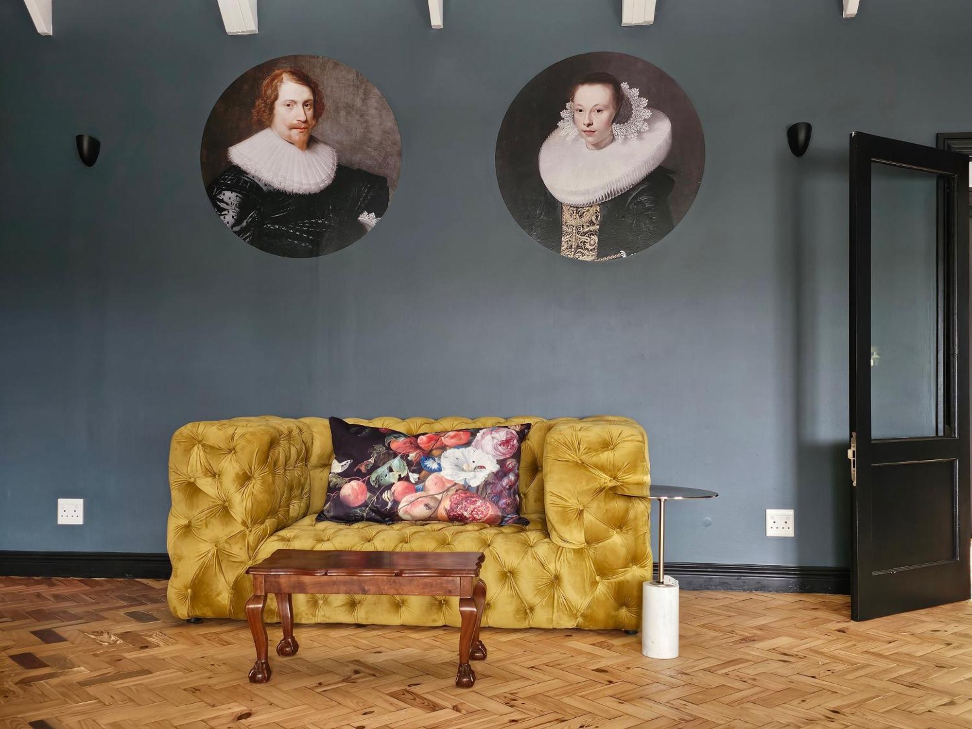 Die Heerenhuys Guest Suites 스텔렌보스 외부 사진