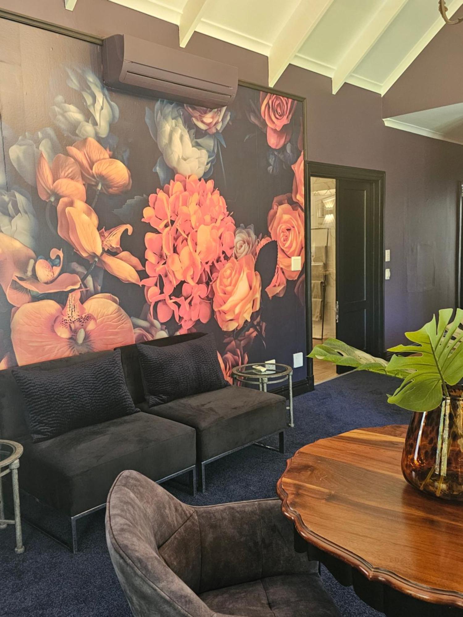 Die Heerenhuys Guest Suites 스텔렌보스 외부 사진